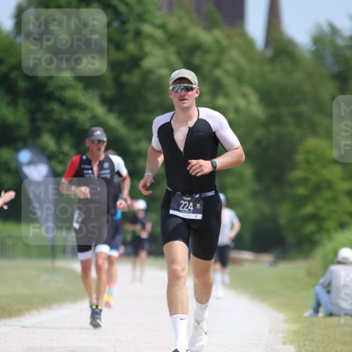 22.06.2025 - Viking Triathlon H.Heesch http://msf.ph/oto/8096367 22.06.2025 13:10:46 Laufen 224 meine-sportfotos.de