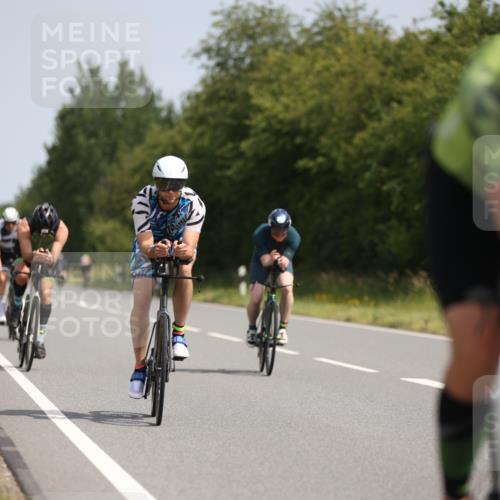 22.06.2025 - Viking Triathlon Yannick Fuchs http://msf.ph/oto/8096368 22.06.2025 11:21:29 Radfahren 50, 70, 75, 127, 296, 387, 469, 522, 550, 643 meine-sportfotos.de