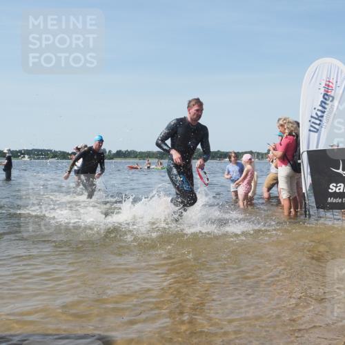 22.06.2025 - Viking Triathlon KatJ http://msf.ph/oto/8096385 22.06.2025 10:31:05 Schwimmen 45, 216, 237, 330, 347, 352, 510, 549 meine-sportfotos.de