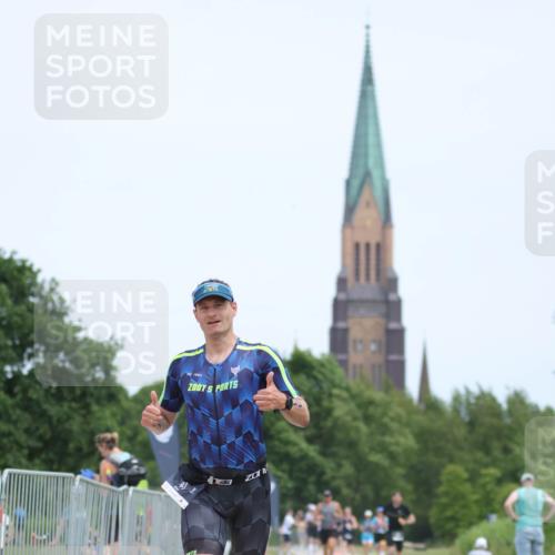 22.06.2025 - Viking Triathlon H.Heesch http://msf.ph/oto/8096398 22.06.2025 13:26:42 Laufen 41, 658 meine-sportfotos.de