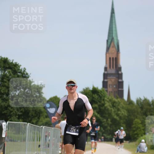 22.06.2025 - Viking Triathlon H.Heesch http://msf.ph/oto/8096399 22.06.2025 13:10:49 Laufen 63, 224 meine-sportfotos.de