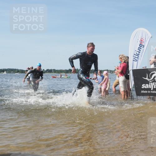22.06.2025 - Viking Triathlon KatJ http://msf.ph/oto/8096402 22.06.2025 10:31:05 Schwimmen 45, 216, 237, 330, 347, 352, 510, 549 meine-sportfotos.de