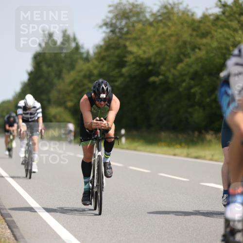 22.06.2025 - Viking Triathlon Yannick Fuchs http://msf.ph/oto/8096404 22.06.2025 11:21:30 Radfahren 50, 70, 75, 127, 296, 387, 469, 522, 550, 643 meine-sportfotos.de