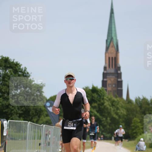 22.06.2025 - Viking Triathlon H.Heesch http://msf.ph/oto/8096407 22.06.2025 13:10:50 Laufen 63, 224 meine-sportfotos.de