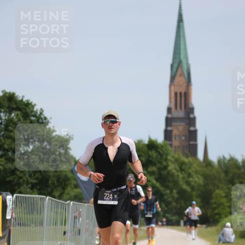 22.06.2025 - Viking Triathlon H.Heesch http://msf.ph/oto/8096415 22.06.2025 13:10:50 Laufen 63, 224 meine-sportfotos.de