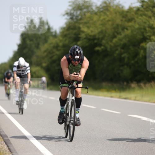 22.06.2025 - Viking Triathlon Yannick Fuchs http://msf.ph/oto/8096416 22.06.2025 11:21:30 Radfahren 50, 70, 75, 127, 296, 387, 469, 522, 550, 643 meine-sportfotos.de