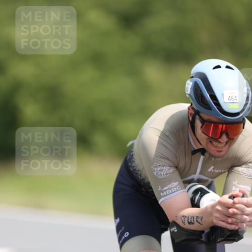 22.06.2025 - Viking Triathlon Yannick Fuchs http://msf.ph/oto/8096442 22.06.2025 11:58:56 Radfahren 81, 100, 214, 435, 464, 483, 492, 527 meine-sportfotos.de