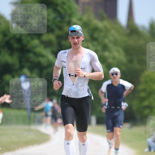 22.06.2025 - Viking Triathlon H.Heesch http://msf.ph/oto/8096452 22.06.2025 13:11:00 Laufen 42, 63, 351, 455 meine-sportfotos.de