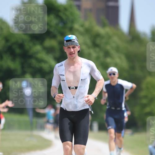 22.06.2025 - Viking Triathlon H.Heesch http://msf.ph/oto/8096464 22.06.2025 13:11:00 Laufen 42, 63, 351, 455 meine-sportfotos.de