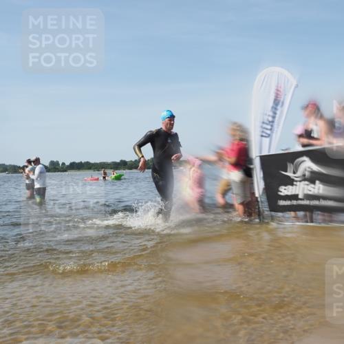 22.06.2025 - Viking Triathlon KatJ http://msf.ph/oto/8096486 22.06.2025 10:31:07 Schwimmen 45, 216, 237, 330, 347, 352, 510, 549 meine-sportfotos.de