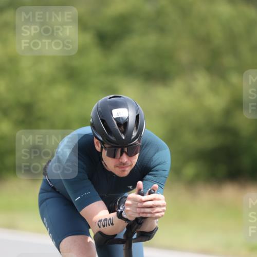 22.06.2025 - Viking Triathlon Yannick Fuchs http://msf.ph/oto/8096526 22.06.2025 11:58:58 Radfahren 81, 100, 214, 435, 460, 464, 483, 492, 527 meine-sportfotos.de