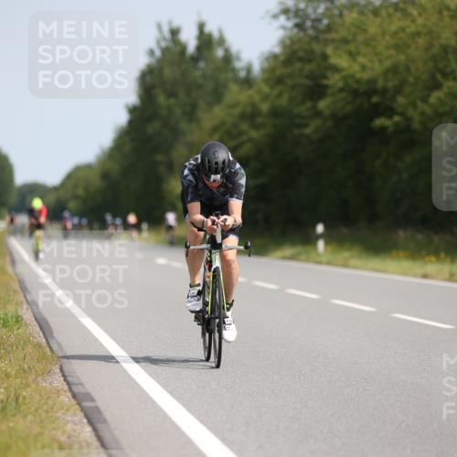 22.06.2025 - Viking Triathlon Yannick Fuchs http://msf.ph/oto/8096530 22.06.2025 11:21:33 Radfahren 70, 296, 387, 469, 522, 550, 643 meine-sportfotos.de
