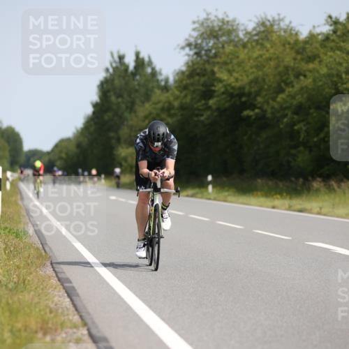 22.06.2025 - Viking Triathlon Yannick Fuchs http://msf.ph/oto/8096536 22.06.2025 11:21:33 Radfahren 70, 296, 387, 469, 522, 550, 643 meine-sportfotos.de