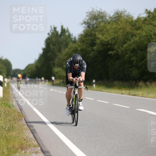 22.06.2025 - Viking Triathlon Yannick Fuchs http://msf.ph/oto/8096542 22.06.2025 11:21:33 Radfahren 70, 296, 387, 469, 522, 550, 643 meine-sportfotos.de