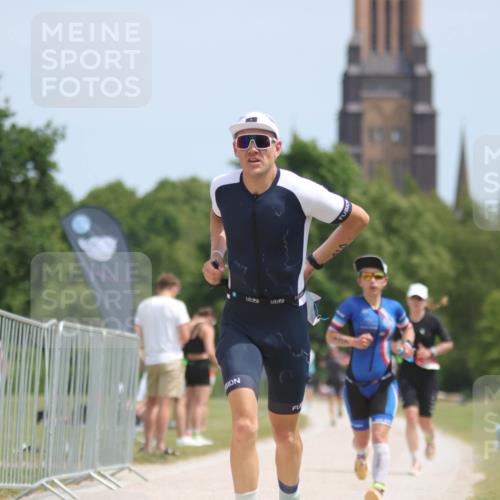 22.06.2025 - Viking Triathlon H.Heesch http://msf.ph/oto/8096546 22.06.2025 13:11:05 Laufen 42, 137, 351, 455 meine-sportfotos.de