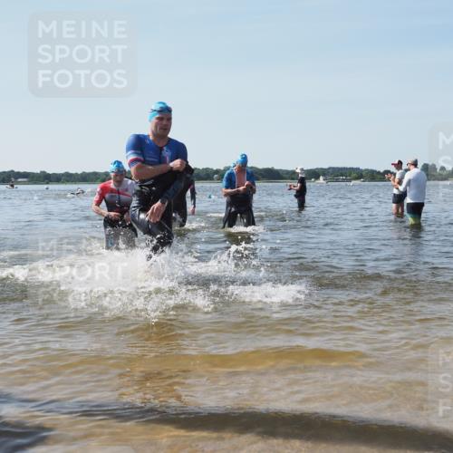 22.06.2025 - Viking Triathlon KatJ http://msf.ph/oto/8096551 22.06.2025 10:31:09 Schwimmen 216, 237, 330, 347, 352, 510, 549 meine-sportfotos.de