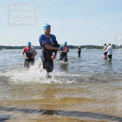 22.06.2025 - Viking Triathlon KatJ http://msf.ph/oto/8096571 22.06.2025 10:31:09 Schwimmen 216, 237, 330, 347, 352, 510, 549 meine-sportfotos.de