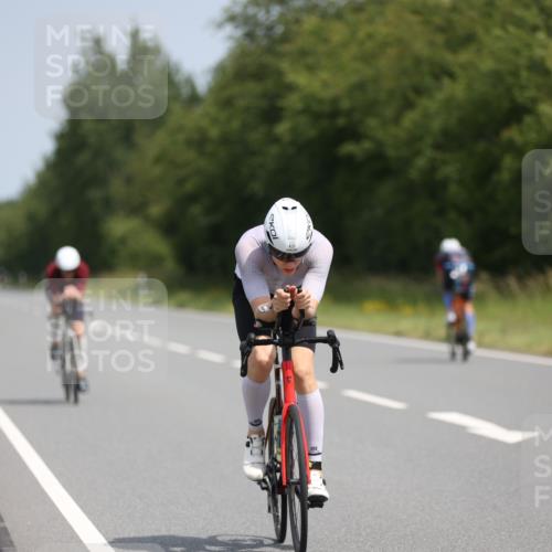 22.06.2025 - Viking Triathlon Yannick Fuchs http://msf.ph/oto/8096572 22.06.2025 11:59:02 Radfahren 81, 100, 435, 460, 492, 527 meine-sportfotos.de