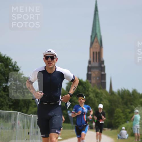 22.06.2025 - Viking Triathlon H.Heesch http://msf.ph/oto/8096589 22.06.2025 13:11:07 Laufen 42, 137, 455, 613 meine-sportfotos.de