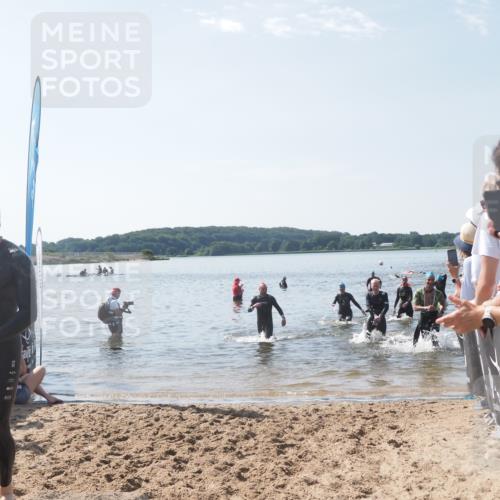 22.06.2025 - Viking Triathlon MichiJ http://msf.ph/oto/8096594 22.06.2025 10:41:44 Schwimmen 58, 142, 194, 220, 221, 505, 625, 629 meine-sportfotos.de