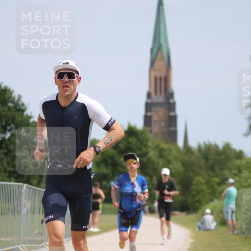 22.06.2025 - Viking Triathlon H.Heesch http://msf.ph/oto/8096606 22.06.2025 13:11:07 Laufen 42, 137, 455, 613 meine-sportfotos.de