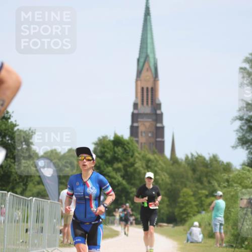 22.06.2025 - Viking Triathlon H.Heesch http://msf.ph/oto/8096619 22.06.2025 13:11:08 Laufen 42, 137, 455, 613 meine-sportfotos.de