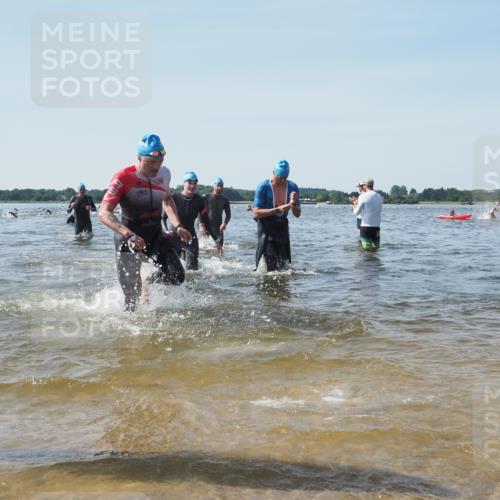 22.06.2025 - Viking Triathlon KatJ http://msf.ph/oto/8096627 22.06.2025 10:31:11 Schwimmen 216, 236, 237, 330, 347, 352, 549 meine-sportfotos.de