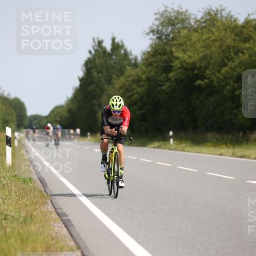 22.06.2025 - Viking Triathlon Yannick Fuchs http://msf.ph/oto/8096637 22.06.2025 11:21:38 Radfahren 135, 300, 387, 469 meine-sportfotos.de