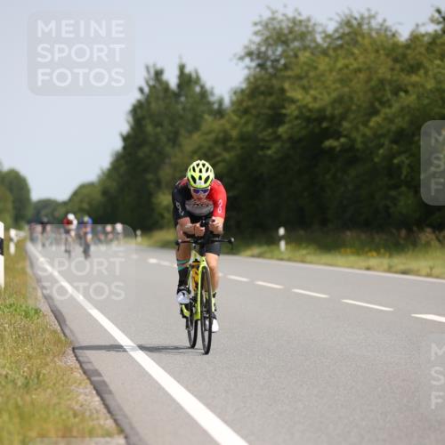 22.06.2025 - Viking Triathlon Yannick Fuchs http://msf.ph/oto/8096641 22.06.2025 11:21:38 Radfahren 135, 300, 387, 469 meine-sportfotos.de