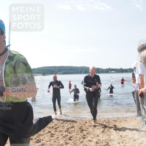 22.06.2025 - Viking Triathlon MichiJ http://msf.ph/oto/8096660 22.06.2025 10:41:49 Schwimmen 58, 142, 194, 199, 220, 221, 625, 629 meine-sportfotos.de