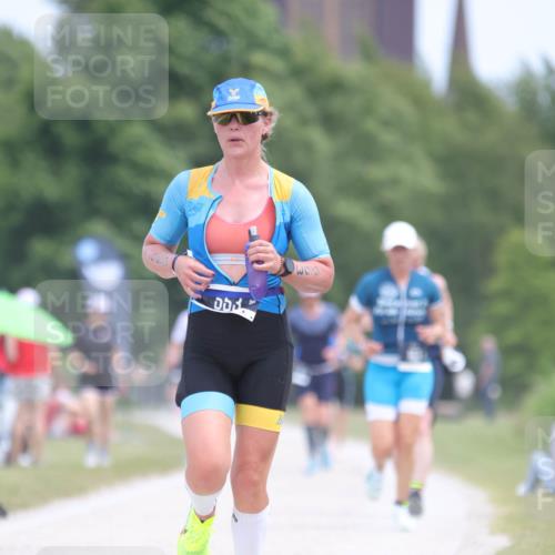 22.06.2025 - Viking Triathlon H.Heesch http://msf.ph/oto/8096678 22.06.2025 13:26:59 Laufen 163, 419, 553, 643 meine-sportfotos.de