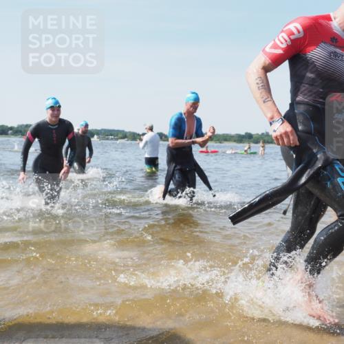 22.06.2025 - Viking Triathlon KatJ http://msf.ph/oto/8096693 22.06.2025 10:31:13 Schwimmen 216, 236, 237, 311, 330, 352, 549 meine-sportfotos.de
