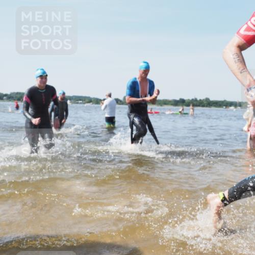 22.06.2025 - Viking Triathlon KatJ http://msf.ph/oto/8096703 22.06.2025 10:31:13 Schwimmen 216, 236, 237, 311, 330, 352, 549 meine-sportfotos.de
