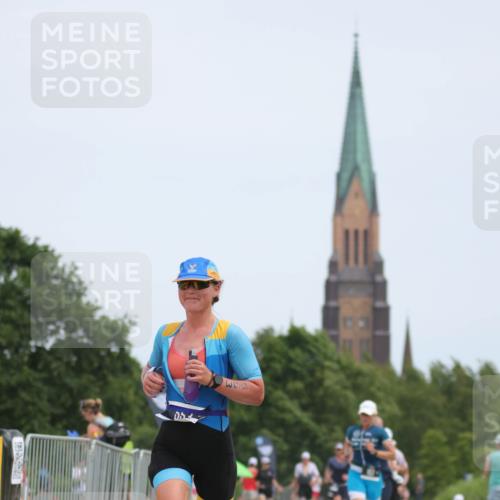 22.06.2025 - Viking Triathlon H.Heesch http://msf.ph/oto/8096710 22.06.2025 13:27:02 Laufen 163, 475, 521, 553 meine-sportfotos.de