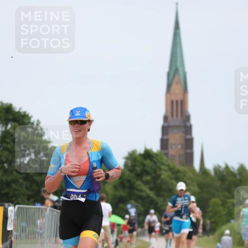 22.06.2025 - Viking Triathlon H.Heesch http://msf.ph/oto/8096742 22.06.2025 13:27:02 Laufen 163, 475, 521, 553 meine-sportfotos.de