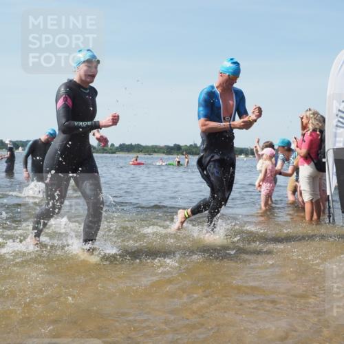 22.06.2025 - Viking Triathlon KatJ http://msf.ph/oto/8096764 22.06.2025 10:31:14 Schwimmen 216, 236, 237, 311, 330, 352, 549 meine-sportfotos.de