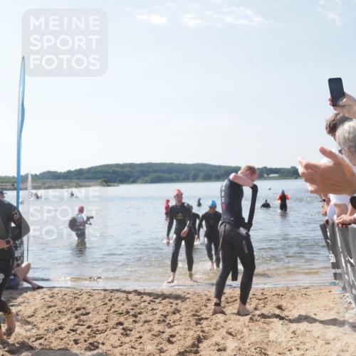 22.06.2025 - Viking Triathlon MichiJ http://msf.ph/oto/8096781 22.06.2025 10:41:56 Schwimmen 58, 159, 199, 221, 625 meine-sportfotos.de