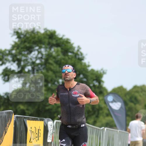 22.06.2025 - Viking Triathlon H.Heesch http://msf.ph/oto/8096790 22.06.2025 13:11:24 Laufen 101, 390, 395 meine-sportfotos.de