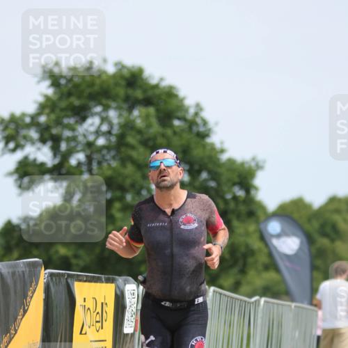 22.06.2025 - Viking Triathlon H.Heesch http://msf.ph/oto/8096799 22.06.2025 13:11:24 Laufen 101, 390, 395 meine-sportfotos.de