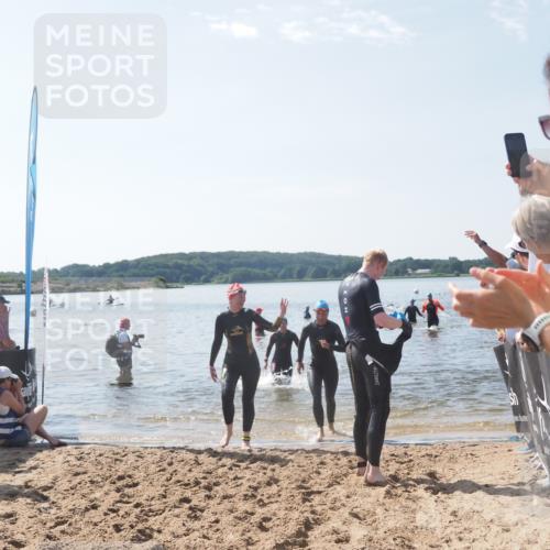 22.06.2025 - Viking Triathlon MichiJ http://msf.ph/oto/8096821 22.06.2025 10:41:57 Schwimmen 58, 159, 199, 221, 625 meine-sportfotos.de