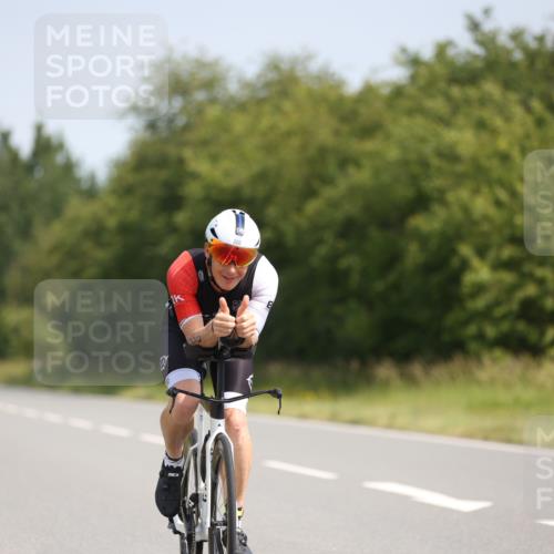 22.06.2025 - Viking Triathlon Yannick Fuchs http://msf.ph/oto/8096824 22.06.2025 11:21:46 Radfahren 135, 297, 300 meine-sportfotos.de