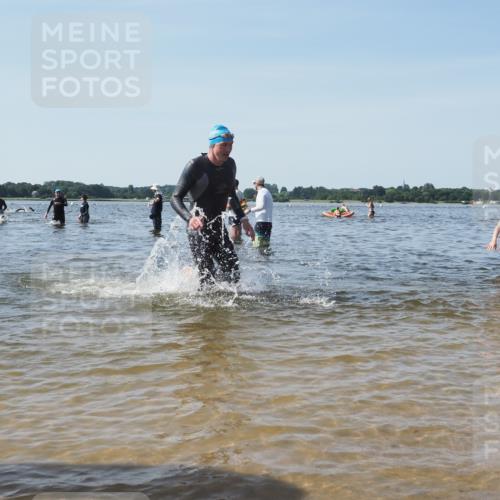 22.06.2025 - Viking Triathlon KatJ http://msf.ph/oto/8096850 22.06.2025 10:31:19 Schwimmen 3, 8, 216, 236, 311, 330, 469 meine-sportfotos.de