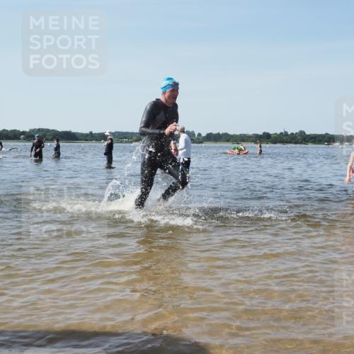 22.06.2025 - Viking Triathlon KatJ http://msf.ph/oto/8096860 22.06.2025 10:31:19 Schwimmen 3, 8, 216, 236, 311, 330, 469 meine-sportfotos.de