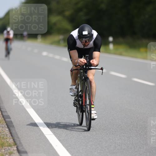 22.06.2025 - Viking Triathlon Yannick Fuchs http://msf.ph/oto/8096888 22.06.2025 11:59:30 Radfahren 2, 7, 55, 196, 346, 661 meine-sportfotos.de
