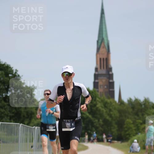 22.06.2025 - Viking Triathlon H.Heesch http://msf.ph/oto/8096893 22.06.2025 13:11:28 Laufen 101, 390, 395 meine-sportfotos.de