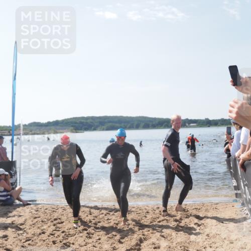 22.06.2025 - Viking Triathlon MichiJ http://msf.ph/oto/8096898 22.06.2025 10:41:59 Schwimmen 58, 78, 159, 199, 221, 625 meine-sportfotos.de