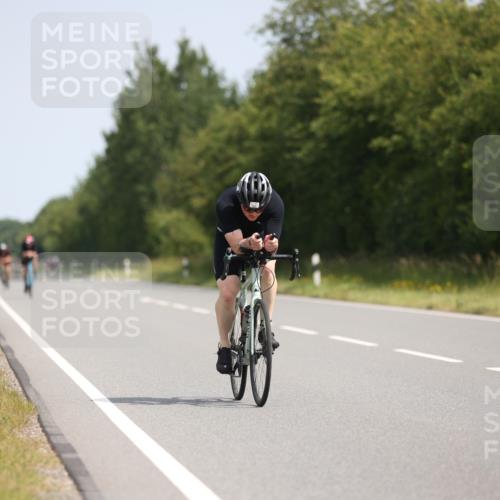 22.06.2025 - Viking Triathlon Yannick Fuchs http://msf.ph/oto/8096904 22.06.2025 11:21:50 Radfahren 297, 300, 304 meine-sportfotos.de