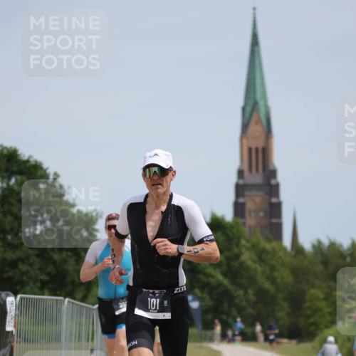 22.06.2025 - Viking Triathlon H.Heesch http://msf.ph/oto/8096914 22.06.2025 13:11:28 Laufen 101, 390, 395 meine-sportfotos.de