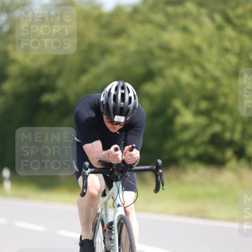 22.06.2025 - Viking Triathlon Yannick Fuchs http://msf.ph/oto/8096921 22.06.2025 11:21:51 Radfahren 80, 297, 304 meine-sportfotos.de