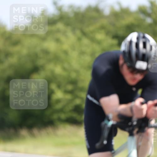 22.06.2025 - Viking Triathlon Yannick Fuchs http://msf.ph/oto/8096937 22.06.2025 11:21:51 Radfahren 80, 297, 304 meine-sportfotos.de